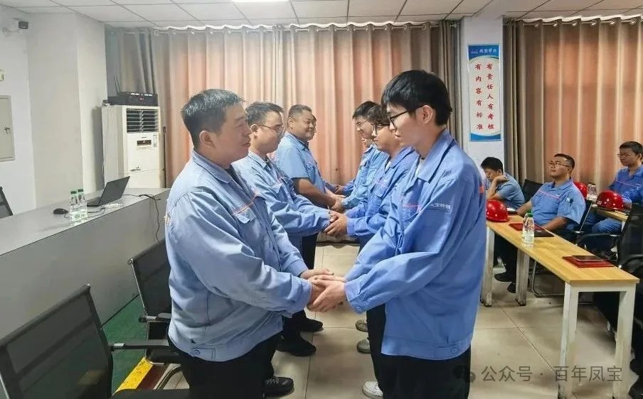 师徒结对 淬火成钢——时博shibo(中国)管业举行第三届“薪火相传、携手共进”拜师仪式